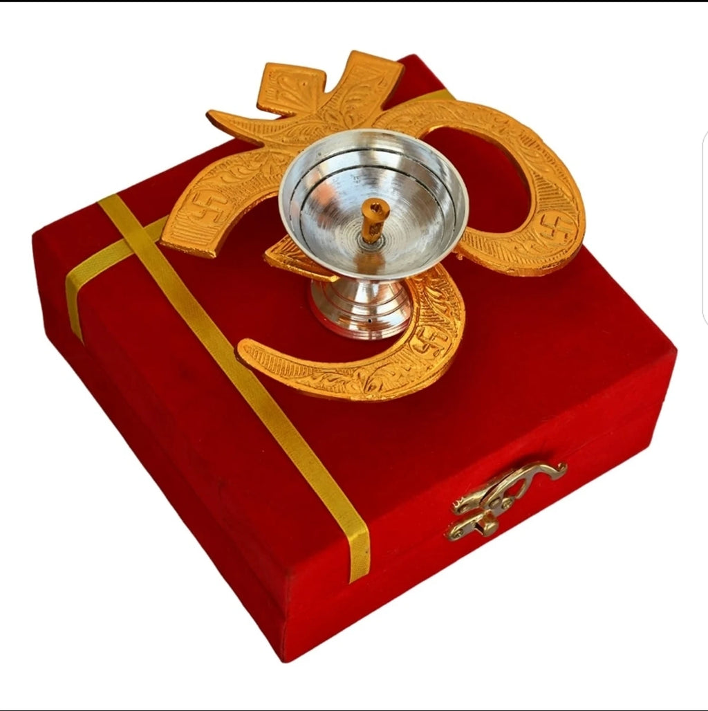 Om Diya with Velvet Gift Box | Gold & Silver plated Pooja Diya